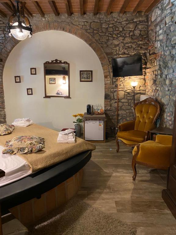 Villa Tuscany House room 4
